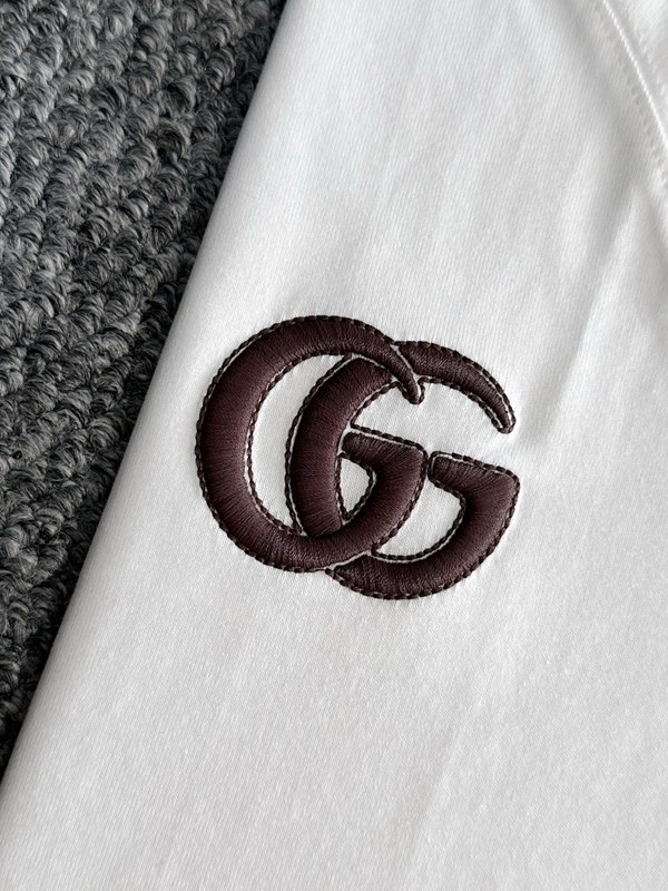 ブランドTシャツ細部ディテール